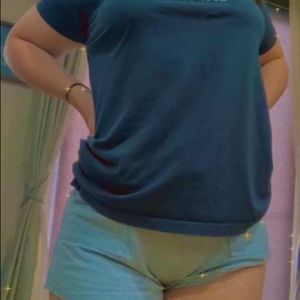 Meet your Posher, Layla